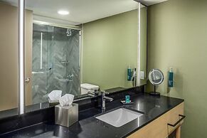 DoubleTree by Hilton Laredo