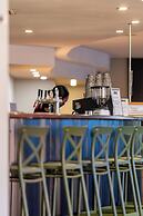 The Lodge Motel, Newman