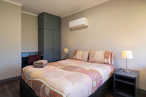 The Lodge Motel, Newman