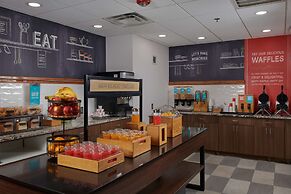 Hampton Inn Atlanta NW Cumberland