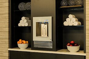 Courtyard by Marriott Lincroft Red Bank