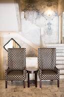 Gaslamp Plaza Suites