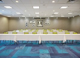 Holiday Inn & Suites Virginia Beach North Beach by IHG