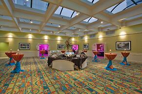 Holiday Inn & Suites Virginia Beach North Beach by IHG