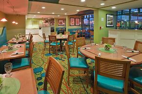 Holiday Inn & Suites Virginia Beach North Beach by IHG