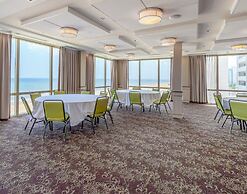 Holiday Inn & Suites Virginia Beach North Beach by IHG