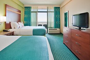 Holiday Inn & Suites Virginia Beach North Beach by IHG