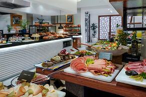Radisson Blu Hotel, Kuwait