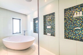 Radisson Blu Hotel, Kuwait