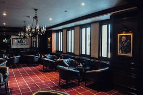 Steigenberger Cecil Hotel