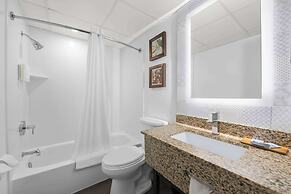 Country Inn & Suites by Radisson, Coon Rapids, MN