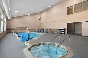 Country Inn & Suites by Radisson, Coon Rapids, MN