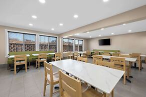 Country Inn & Suites by Radisson, Coon Rapids, MN