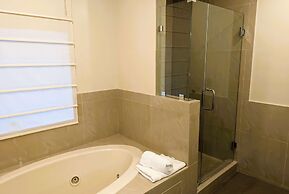 Ramada by Wyndham Culver City