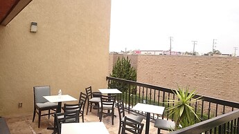 Ramada by Wyndham Culver City