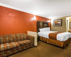 Rodeway Inn & Suites Corona