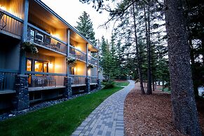 Tunnel Mountain Resort