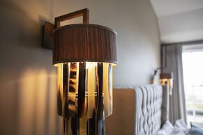 The Cottage in the Wood