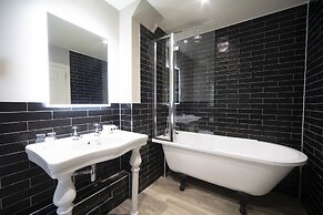 The Cottage in the Wood