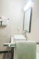 Jackson Hotel & Convention Center