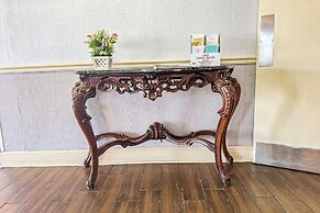 Jackson Hotel & Convention Center