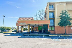 Jackson Hotel & Convention Center