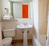 Motel 6 Canon City, CO