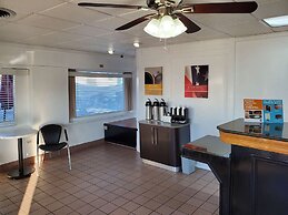 Motel 6 Canon City, CO