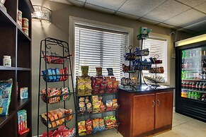 Greenfield Inn and Suites Elizabethtown, KY I65 Exit 94