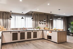 Ambasciatori Hotel Mestre Venice, Tapestry Collection by Hilton