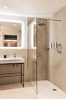 Ambasciatori Hotel Mestre Venice, Tapestry Collection by Hilton