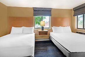 Best Western Inn & Suites Rutland-Killington