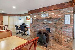 Best Western Inn & Suites Rutland-Killington