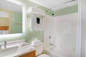 Best Western Inn & Suites Rutland-Killington