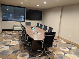Holiday Inn Champaign by IHG