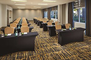 DoubleTree by Hilton LAX - El Segundo