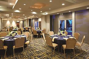 DoubleTree by Hilton LAX - El Segundo