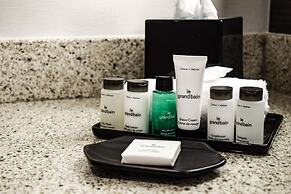 Sheraton Vancouver Airport Hotel