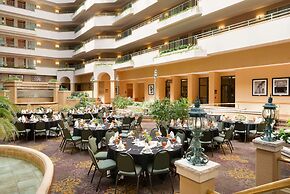 Embassy Suites by Hilton Greensboro Airport
