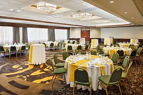 Embassy Suites by Hilton Greensboro Airport