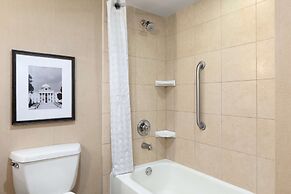 Embassy Suites by Hilton Greensboro Airport