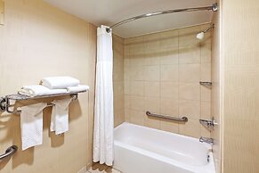 Embassy Suites by Hilton Greensboro Airport