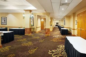 Embassy Suites by Hilton Greensboro Airport