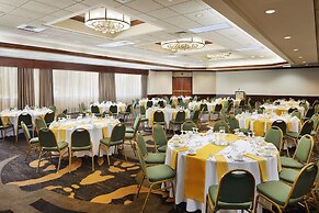 Embassy Suites by Hilton Greensboro Airport