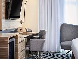 Novotel Toronto North York