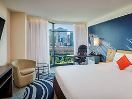 Novotel Toronto North York