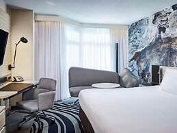 Novotel Toronto North York