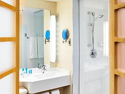 Novotel Toronto North York