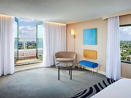 Novotel Toronto North York