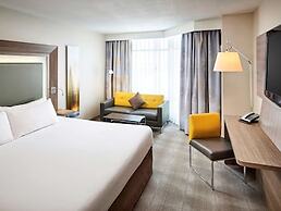Novotel Toronto North York